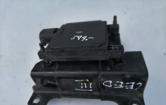 KIA Ceed Distronic sensor radar 99110j7700