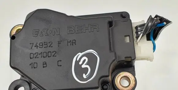 Volvo XC90 A/C air flow flap actuator/motor 74932