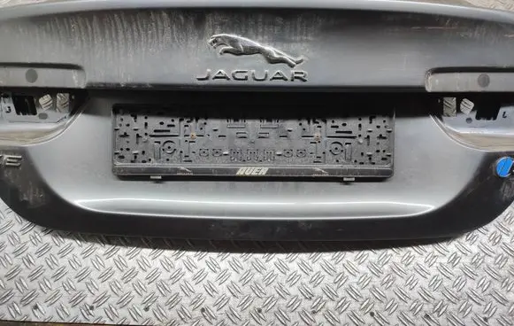 Jaguar XE Tailgate/trunk/boot lid 