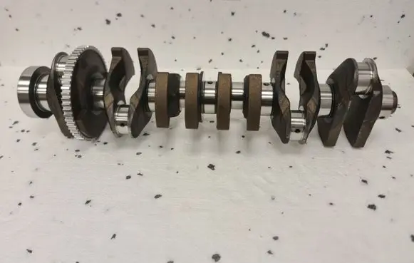 BMW 5 F10 F11 Crankshaft 7553279