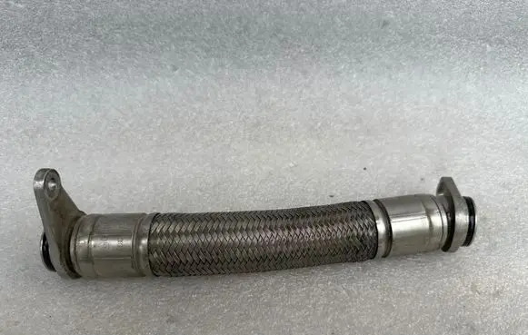 Audi A8 S8 D2 4D Oil cooling pipe 07C117117H