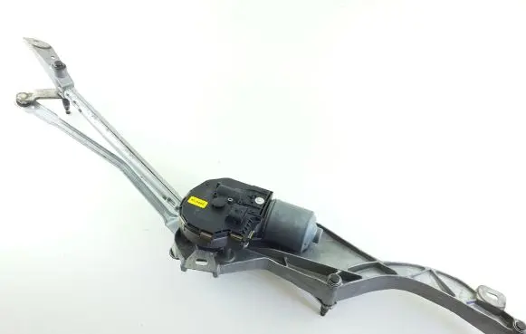 Mercedes-Benz CLS C219 Front wiper linkage and motor A2198200140 KL6446