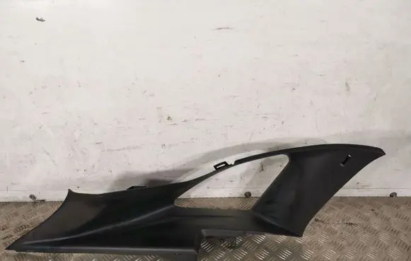 Jaguar F-Pace (D)pillar trim (top) 631103102 56091681 HK8351749AL8PVJ