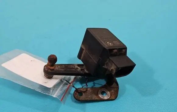 BMW 5 E39 Headlight ballast module Xenon 1093700 IMPRK1372123