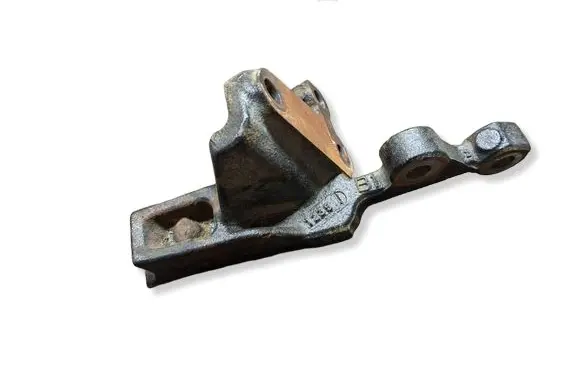 Peugeot 3008 I Engine mounting bracket 9657267780