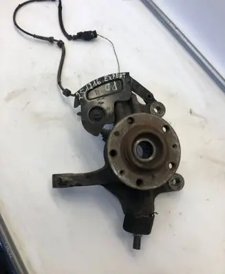 Peugeot Expert Front wheel hub 