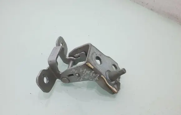 Ford Edge I Front door upper hinge 