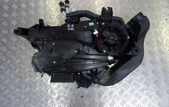Land Rover Range Rover Sport L320 Heater blower radiator HY3218D283AA