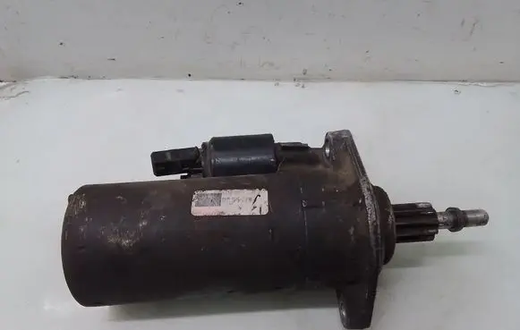 Volkswagen PASSAT B3 Starter motor DRS5470