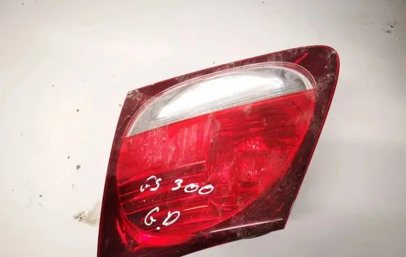 Lexus GS 300 350 430 450H Tailgate rear/tail lights
