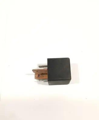 Opel Sintra Other relay 12088570 VF711F11Z10
