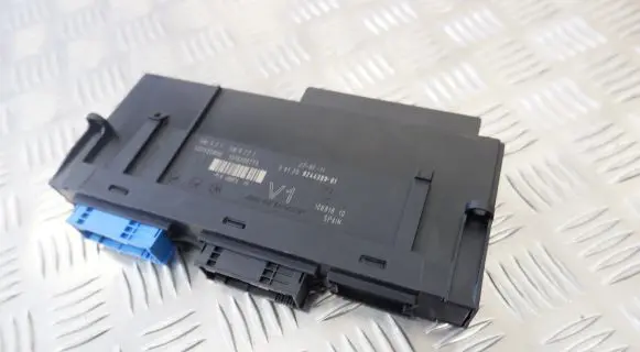 BMW 5 F10 F11 Comfort/convenience module 9244389