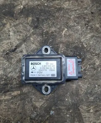 Mercedes-Benz E W211 ESP acceleration yaw rate sensor A0025426618 0265005246 0023779