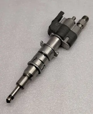 BMW 3 E90 E91 Fuel injector 7589048 PA66GF35 10181010