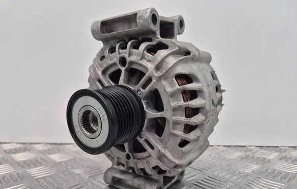 Mercedes-Benz C W204 Generator/alternator A0009063000