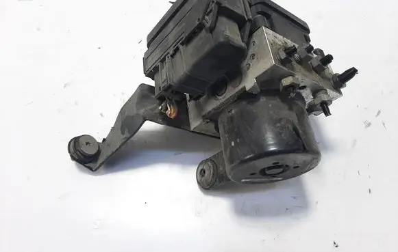Volvo V40 ABS Pump P31423315