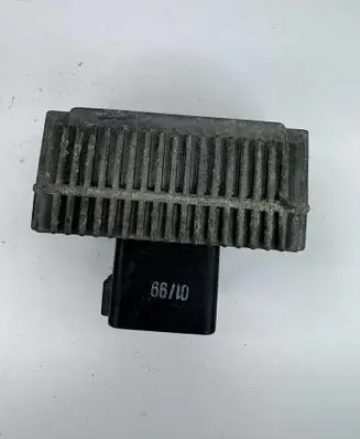 Opel Zafira A Glow plug pre-heat relay 09132691 299008 51299008