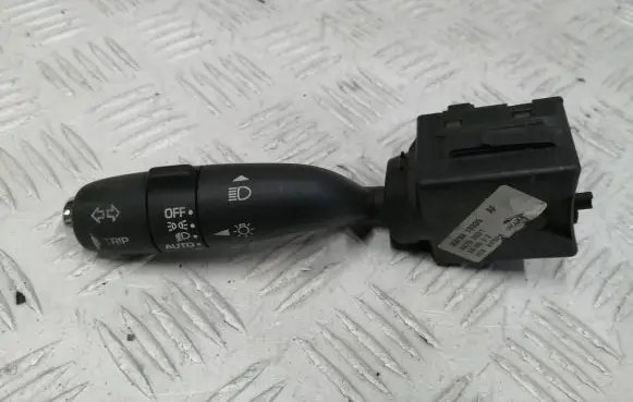 Jaguar XJ X350 Indicator stalk 2W9313335af 44702001