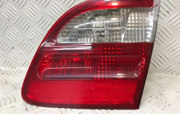 Mercedes-Benz E W211 Tailgate rear/tail lights A2118201464