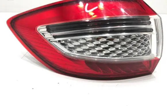 Rear/tail lights