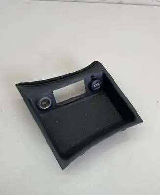 Hyundai Santa Fe Glove box central console 846912B000