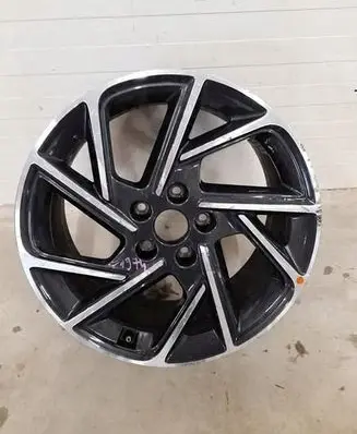 Hyundai i30 R18 alloy rim 