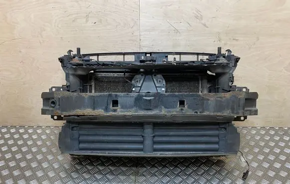 Skoda Superb B8 (3V) Radiator support slam panel 3V0807119 5Q0121205C 5Q0121207J
