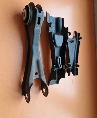 Rear control arm