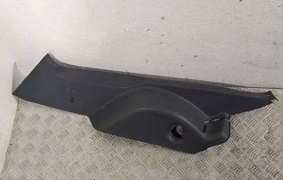 Toyota Auris 150 (C) pillar trim 6255202080B0 6255202080