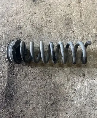 Mercedes-Benz E W211 Rear coil spring