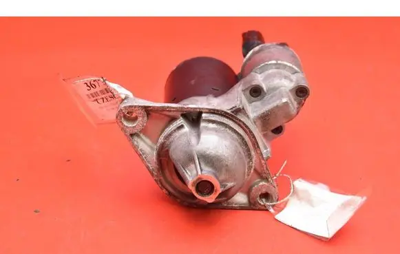 Toyota Avensis Verso Starter motor S0451