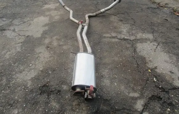 Land Rover Discovery 3 - LR3 Middle muffler/silencer CJCGA-RANGE CJCGA