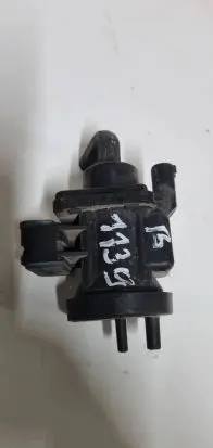Mercedes-Benz C W203 Turbo solenoid valve A0005450527
