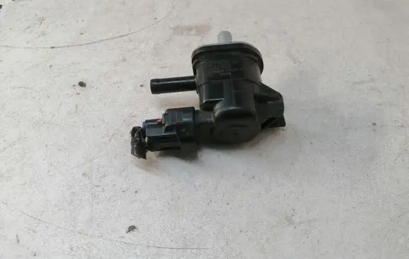 Toyota Auris E180 Turbo solenoid valve 9091012276 1362007010