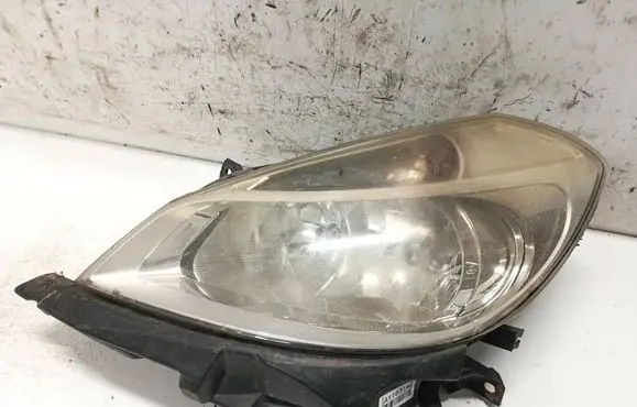 Renault Clio III Headlight/headlamp 7701061071 89900133