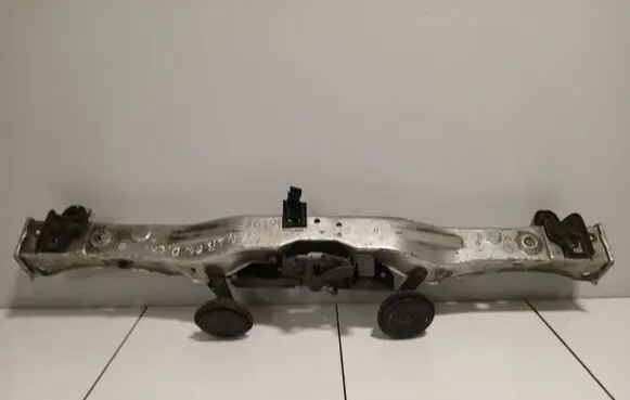 Top upper radiator support slam panel