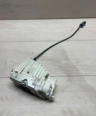 Mercedes-Benz R W251 Front door lock 1697202535