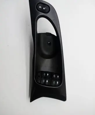 Ford Focus Electric window control switch 4S41F23879