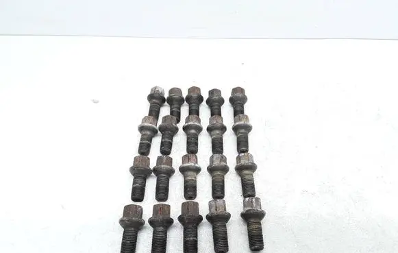 Mercedes-Benz B W245 Nuts/bolts 