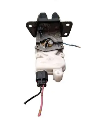 Mitsubishi Grandis Tailgate/trunk/boot lock/catch/latch 05818
