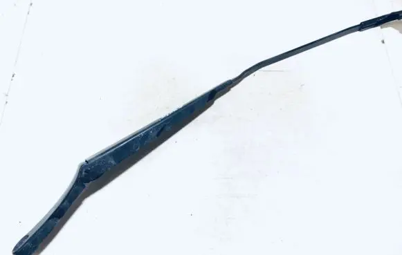 Audi A3 S3 8P Front wiper blade arm 8p1955410d 4707