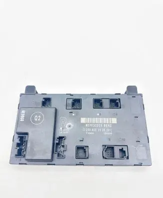 Mercedes-Benz CLK A209 C209 Door control unit/module 2098202026