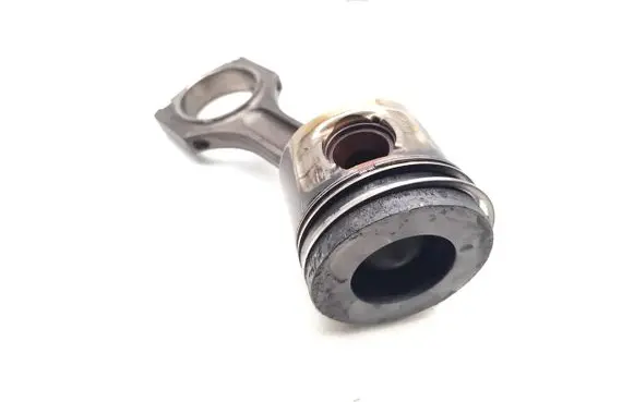 BMW 3 E90 E91 Piston with connecting rod N47D20C