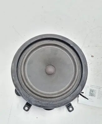 Audi A3 S3 A3 Sportback 8P Front door speaker 8P0035411C