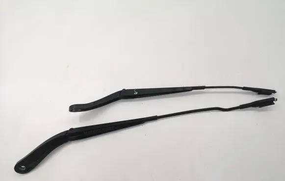 Ford C-MAX II Front wiper blade arm AM5117526DF