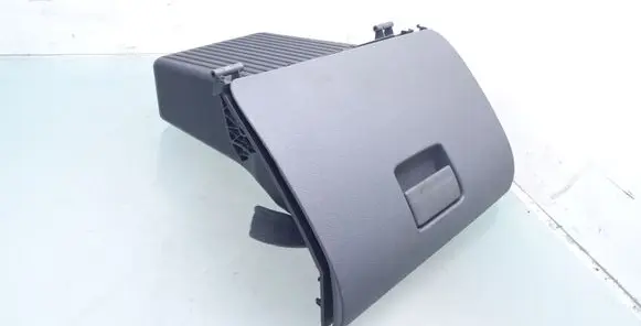 Ford Focus Glove box set 4M51A06044