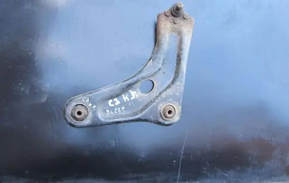 Citroen C3 Picasso Front lower control arm/wishbone