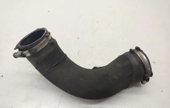 Audi A5 8T 8F Intercooler hose/pipe 8K0145737 8K0145737H