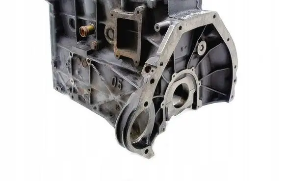 Mercedes-Benz Vito Viano W638 Engine block 6110110501