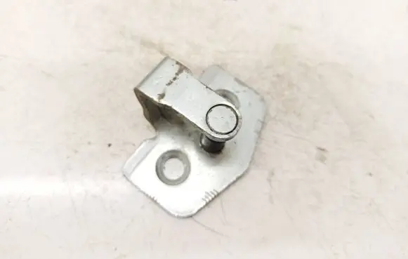Opel Meriva A Front door lock loop/hook striker 96336